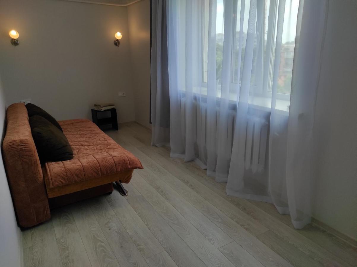 Apartment 2 комнатная с новым ремонтом, кондиционером, в самом центре Rivne