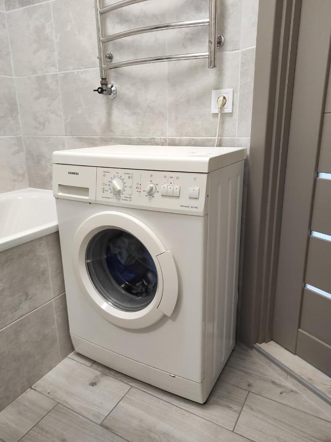 2 комнатная с новым ремонтом, кондиционером, в самом центре Rivne